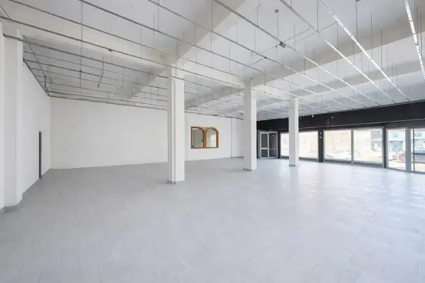 Local commercial 215 m² à Saint-Pierre (97410), Stellar Immobilier