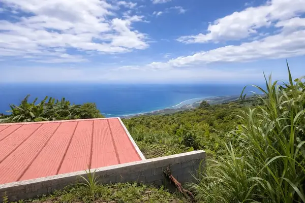Lot de 2 maisons vue mer à Les Trois-Bassins (97426), Stellar Immobilier
